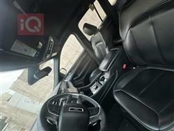 جیپ گراند شیرۆکی